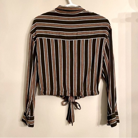 Zara Striped, Button Down, Front Tie Cropped Shirt - Picture 3 of 8